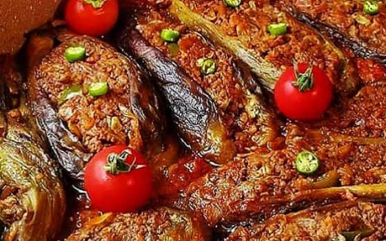 بادمجان شکم پر