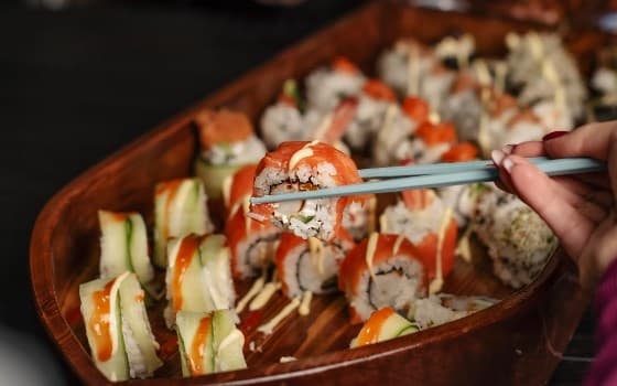 میگو تمپورا سوشی