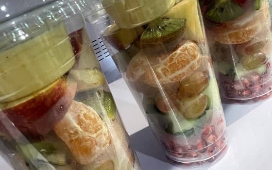 سالاد میوه با سس مرکبات